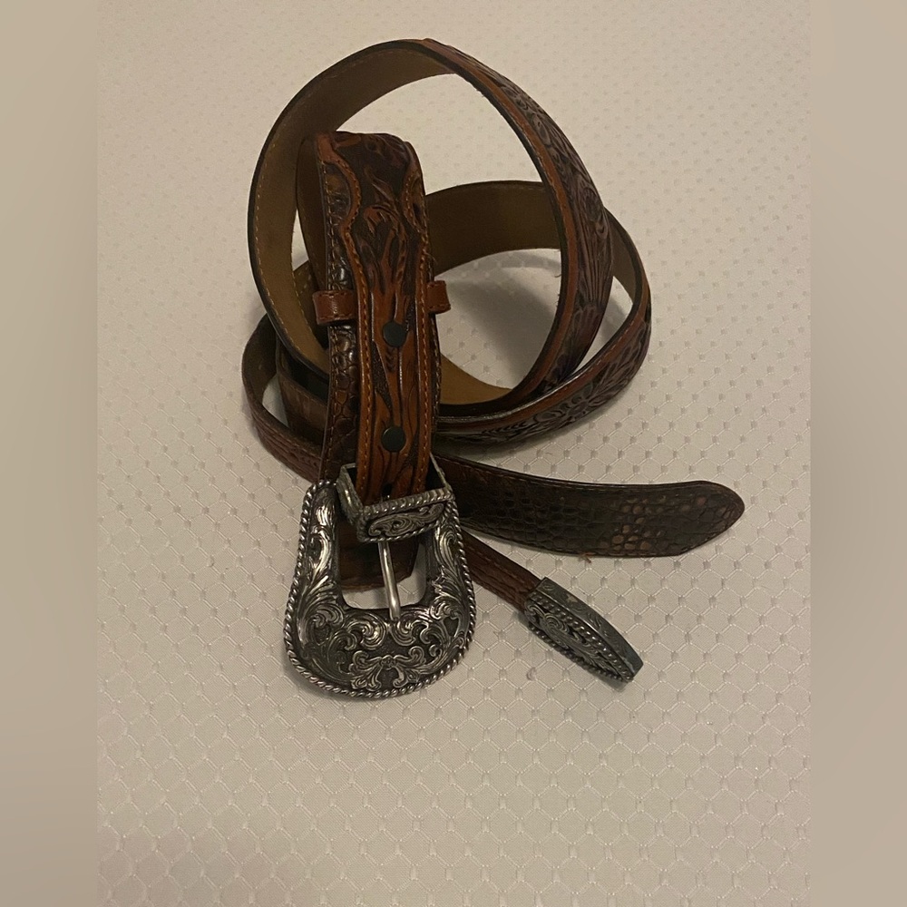 Men’s JUSTIN Belt, tip to tip 48”